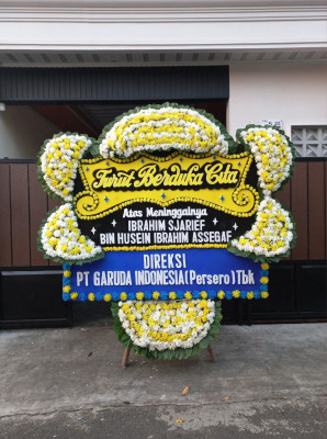 Papan Bunga Duka di Petasia Timur